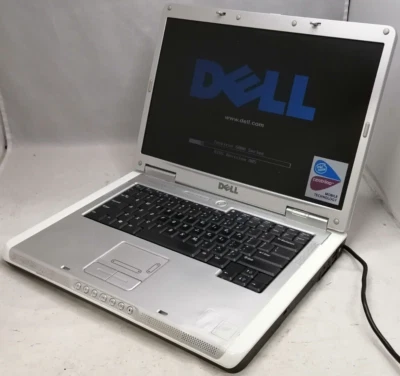 FOR PARTS 15.4" Dell Inspiron 6000 (Pentium M 750/NO RAM/NO HDD) - Image 1 of 4