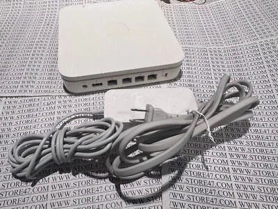 Apple AirPort Extreme Base Station WiFi Router A1354 4th Gen 802.11n 6F9437Y2ACC - Image 1 of 3