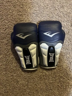 Everlast Leather Prime Mantis Punch ISO Plate Mitt Navy Blue Fight Training Tool - Image 1 of 2