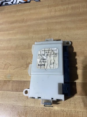 98 99 00 01 02 03 04 05 Módulo de puerta de pasajero delantero BUICK PARK AVENUE 25675809 Foto 1 de 4