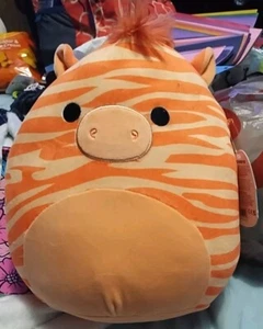 Juguete de peluche Squishmallow Josue the Zebra PRIMERO EN MARKET de 11 pulgadas color melocotón nuevo con etiquetas - Imagen 1 de 6