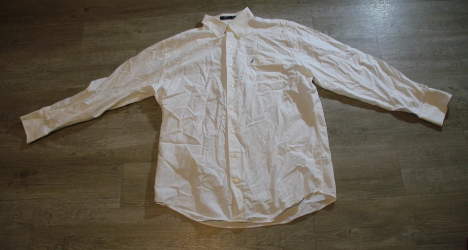 Nautica Long Sleeve Dress Shirt Mens 16.5 34/35 White button down Vintage Oxford - Image 1 of 4