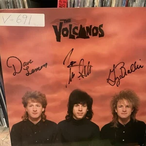 The Volcanos - Debut LP Autographed NM Looks Unplayed - Picture 1 of 4