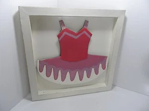 Wandkunst BALLETT Outfit 3-dimensionales Metalldekor 14,5" x 14,5" - sehr guter Zustand - Bild 1 von 2