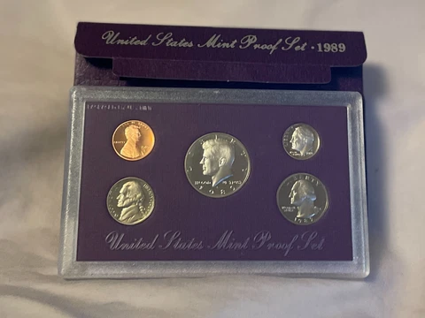 1989 Proof Set U.S. Mint Original Government Packaging OGP Collectible Cover