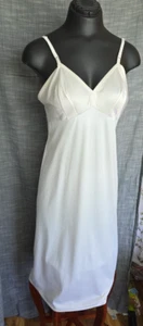 Vintage Vanity Fair Full Slip Antron III Nylon Size 34 Ivory White Fairy Prairie - Picture 1 of 14
