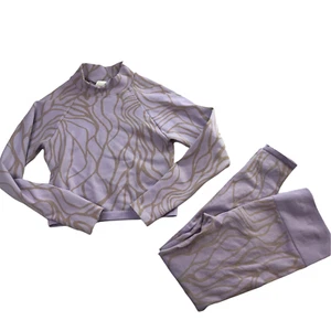 FABLETICS Outfit Set Knit Seamless Legging + Turtleneck Crop Top Long Sleeve L - Picture 1 of 12