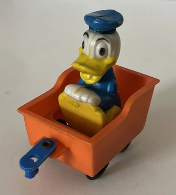 老式唐老鸭推车带挂车华特迪士尼制作香港 — 第 1/4 张图片