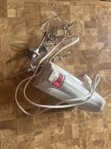 KRUPS 3Mix 4000 Typ 722 160W Handmixer Heckantrieb inkl 2 Besen und 2 Kneter - Bild 1 von 10