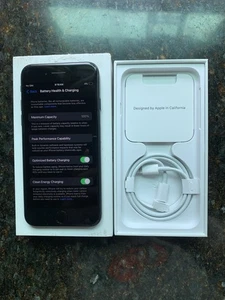 iPhone Se 3rd Gen Att 64Gb Midnight - Photo 1 sur 3