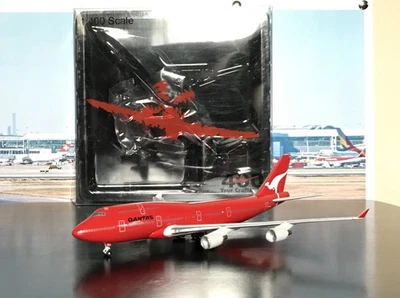 Qantas Airways Boeing 747-400 Aeroclassics / BigBird 1:400 Reg: VH-OEJ All RED - Image 1 of 4