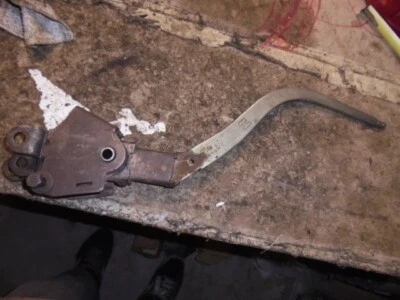 Hurst Competition PLUS Shifter 4 Speed OLDS 442 WELDED 3138 Camaro Nova GTO - Image 1 of 4