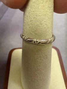 Vintage gedrehter geätzter 925 Sterling Silber Ehering Ringgröße 6 4845 - Bild 1 von 5