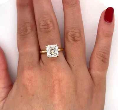 4.00 Ct Asscher Cut Diamond IGI E VS1 Lab Grown Wedding Ring 14k Yellow Gold - Image 1 of 4