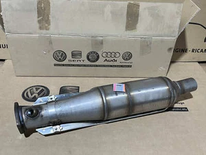 Convertidor catalítico original OEM NUEVO VW Golf MK3 Vento Passat 2.8 VR6 AAA pieza - Imagen 1 de 16