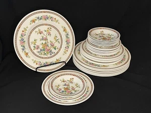 28 Dinner Salad Dessert Bowl Plate Coalport Bone China S Flower of Tibet England - Picture 1 of 10
