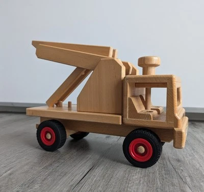 Fagus Abschleppwagen Auto Holz LKW Holzspielzeug  - Bild 1 von 4