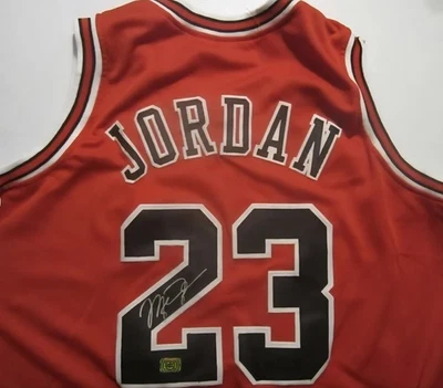 Camiseta deportiva Michael Jordan Sign con certificado de autenticidad Foto 1 de 2