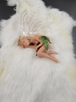 Rabbit fur Prop Baby Photography Natural White Newborn Posing Photography - Image 1 of 4