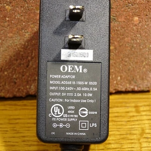 Adaptador de alimentación OEM ADS6818-1505-W 5V 3.0A - Imagen 1 de 2