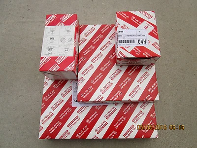 07 - 21 TOYOTA TUNDRA SR5 LIMITED PLATINUM 4.6L V8 5.7L V8 TUNE UP KIT OEM NEW - Image 1 of 4