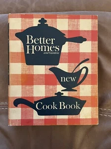 Vintage Better Homes and Gardens New Cook Book 1962 Revised Edition Binder - Picture 1 of 9