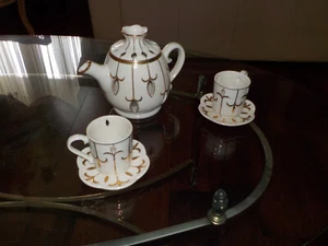 candle light tea set in excellent condition smoke free home - Picture 1 of 3