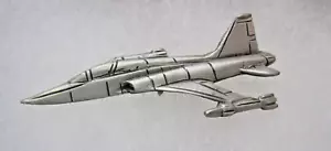 Northrup F-5 Tiger - Avión de combate - Sombrero de peltre, pasador Tie Tack - Imagen 1 de 4