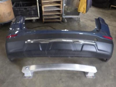 Conjunto parachoques trasero Chevrolet Equinox LT 2022-2024 azul 23462897 84256328 2193 Foto 1 de 4