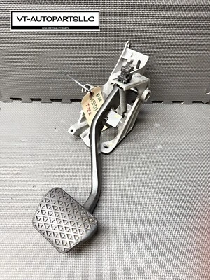 ⭐️2007 - 2011 BMW 328I 335i E90 E92 pedal de piso de parada de freno | 6751975 | OEM Foto 1 de 4