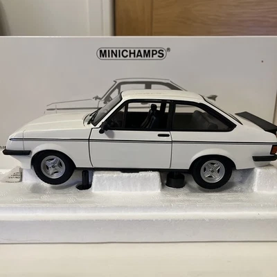 Minichamps 1:18 Ford Escort MK2 RS 2000 White Model Car BRAND NEW - Image 1 of 4