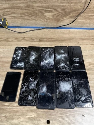 👉 Lot of 10 Smartphones Mixed Brands USB-C & MicroUSB – Parts harvesting - Image 1 of 2