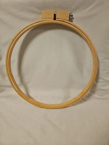 Wooden 14 Inch Hoop Embroidery Quilting Unbranded Wing Nut Made InTaiwan - Picture 1 of 5