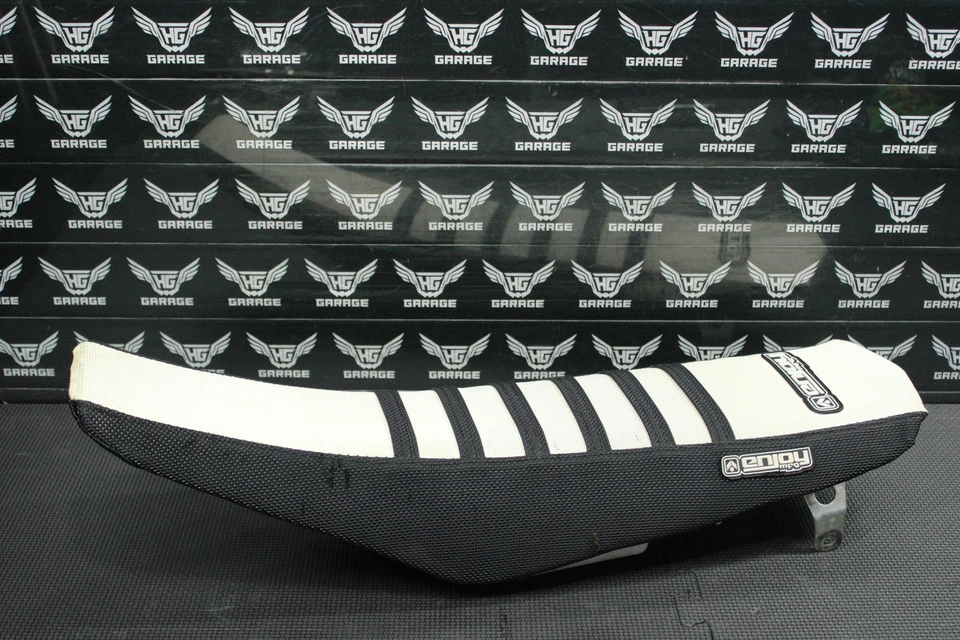 Kawasaki KX100 KX85 2017 OEM ASIENTO COJÍN CUBIERTA PAN 53066-0455-49F Foto 1 de 4