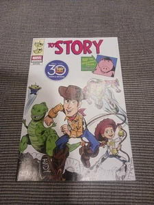 Marvel Comics Avengers #32 Toy Story Homenaje Variante 2025 - Imagen 1 de 4