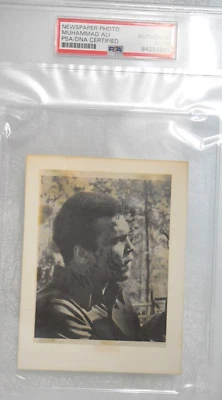 Muhammad Ali Signed Auto Autographed Newspaper Photo  💎 PSA/DNA - Image 1 of 4