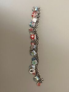Silbernes Armband Bettelarmband 70er Jahre mit 21 Wappenanhängern 