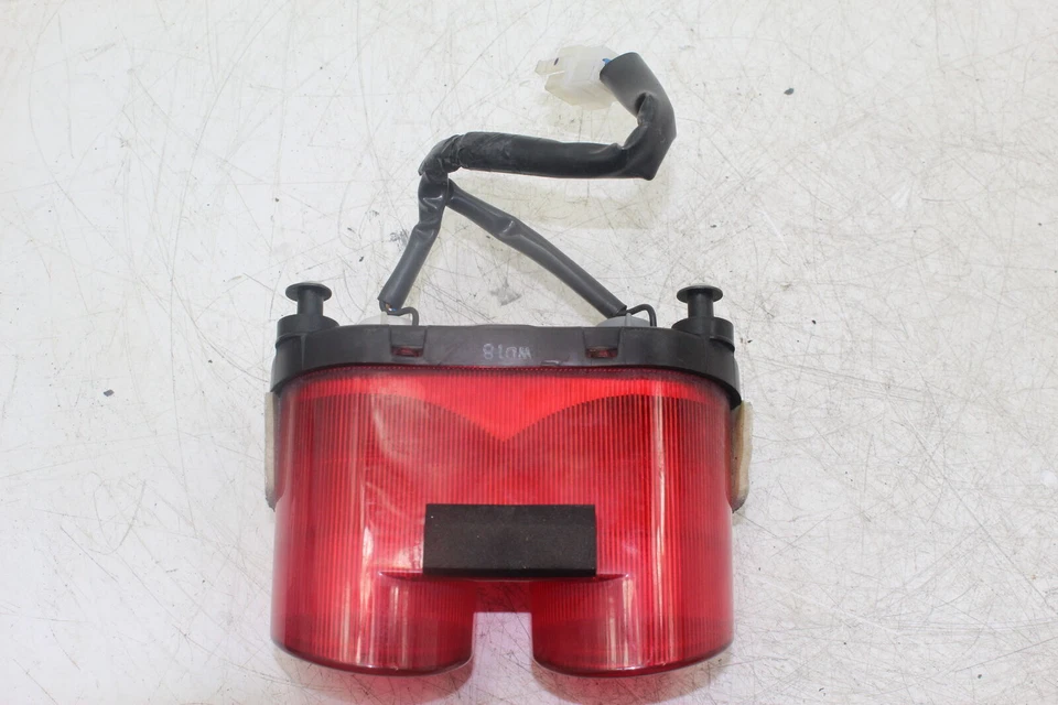 Luz de freno trasera Yamaha Rs Venture Rst90 05-18/no07 5jj-84710-12-00 Foto 1 de 4