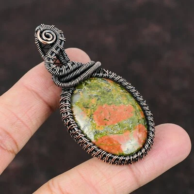 Colgante envuelto en alambre de regalo amigo cobre joyería hecha a mano piedras preciosas Unakita 2,6" Foto 1 de 4