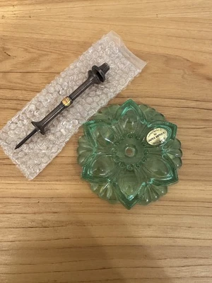 Corbatas de cortina de vidrio prensado Lt Turquesa Castillo Antigüedades República Checa Foto 1 de 4