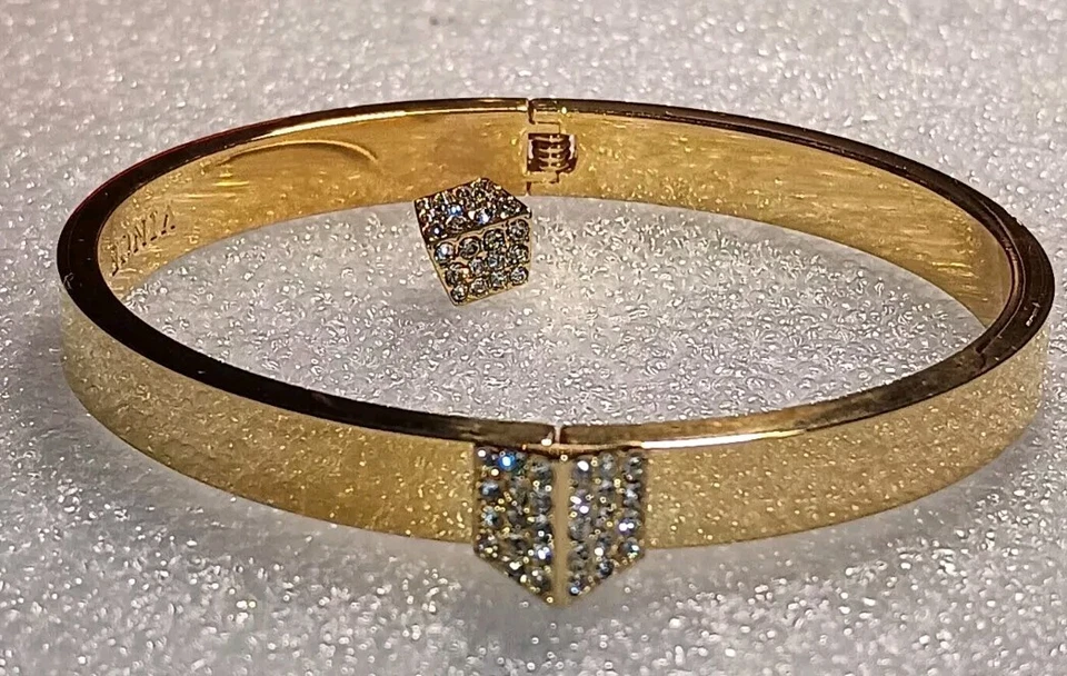 Conjunto de pulsera y pendientes Vince Camuto de vidrio tono dorado de 6,5 pulgadas firmados con caja  Foto 1 de 4
