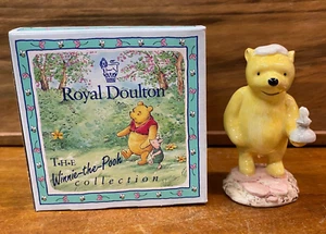 Royal Doulton Winnie The Pooh Collection Pooh Lights The Candle WP11 SU166 - Picture 1 of 17