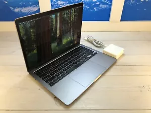 Apple MacBook Pro Touch Bar 2020 13" Laptop 256GB 8GB RAM grau mit Karton TOP - Bild 1 von 12