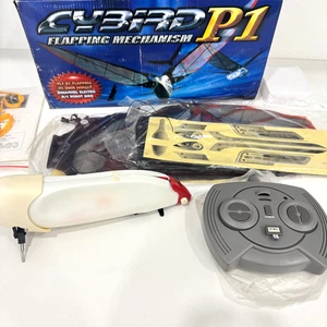 CYBIRD P1 MECANISMO DE ALETEO RC Avión / Pájaro - RARO - Nuevo 2 Juegos Alas - Imagen 1 de 3