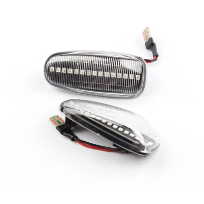 Coppia frecce laterali per Mercedes-Benz W202 W210 W208 R129 R170 W638 W901 - Immagine 1 di 4