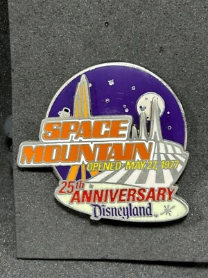 Space Mountain 25th Anniversary-Disneyland Resort Attractions Pin- LE Foto 1 de 2