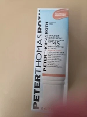 Drenchera de agua Peter Thomas Roth SPF 45 tintada Foto 1 de 2