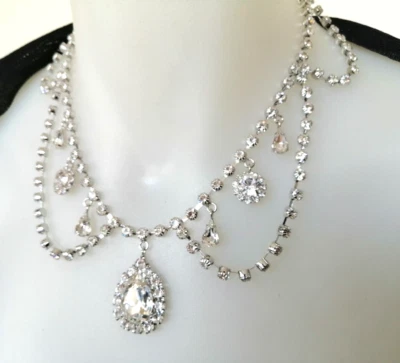 AUTH -ALESSANDRA RICH  Dazzling Crystal Festoon Statement Choker Necklace 37cm Foto 1 de 4