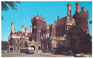 1950s Buses, Cars & Styles AT Casa Loma, Toronto, Ontario, Canada - Picture 1 of 3