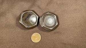 Vintage Antique Pair of Large 1 1/2” Carved Bakelite Buttons BB34 - Picture 1 of 5